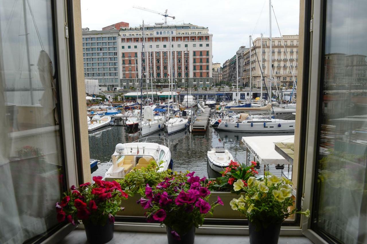 ナポリ Casa Del Porto Al Borgo Marinariヴィラ エクステリア 写真